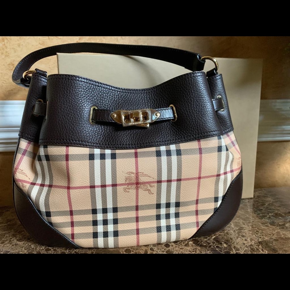 Burberry Medium Willenmore Bag
